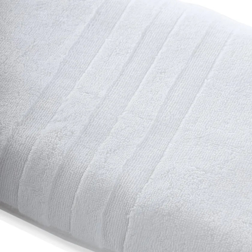 The Classic White Luxury Bath Towel / White Towels/ Bath Towels