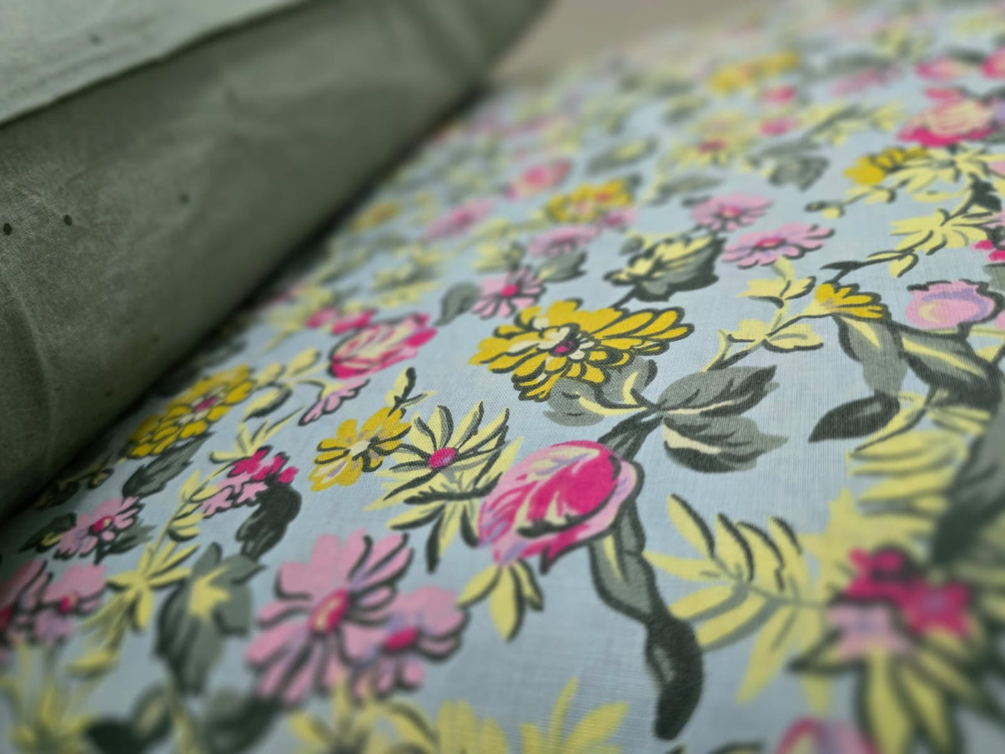 Super King Size Floral Cotton Bedsheet – Multi-Colour Design on Green Base | Rest And Nest UAE