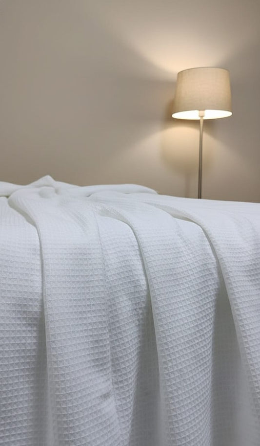 Waffle Weave Cotton Throw Blanket – Soft, Breathable & Lightweight | Rest And Nest UAE