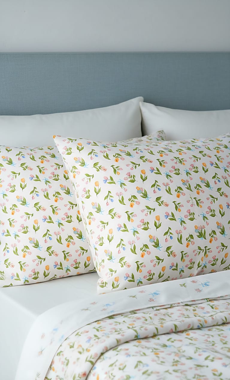 Spring Floral Percale Bedsheet | Cool & Crisp Cotton Bedding  |  Super King Size Bedding